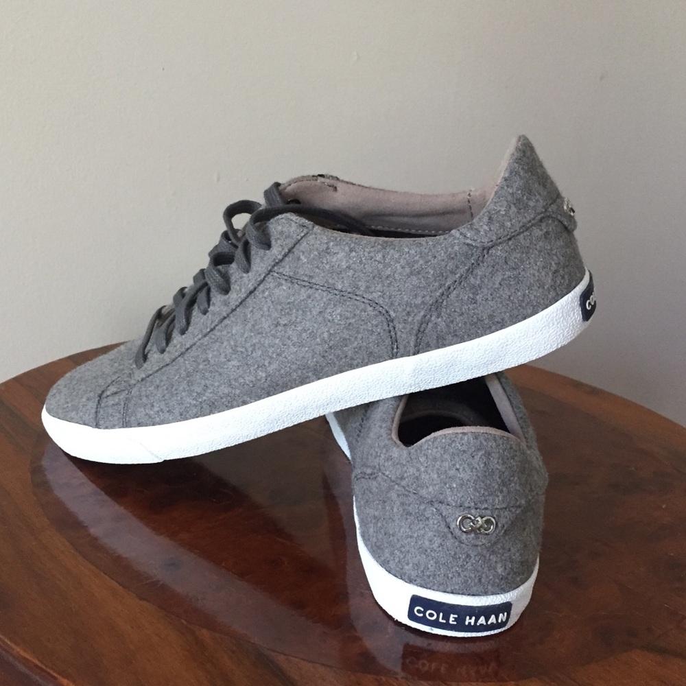 COLE HAAN, New Sneakers 👟 size 9